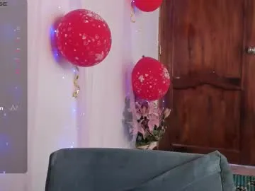 angel_smile18 Image 19