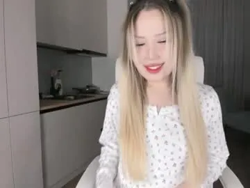 angelina_key Image 17