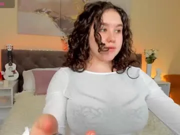 ariella_sol's Thumb Image