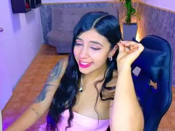 emily_jones3 Image 17