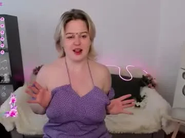 helenhartt's Thumb Image