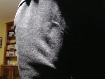 hung_hot_fit10 Image 16