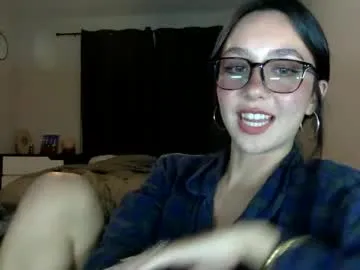 isabellelayla thumbnail preview