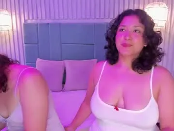 ivy_and_molly's Thumb Image