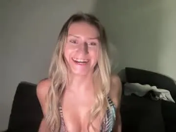 kaythepetiteblonde's Thumb Image