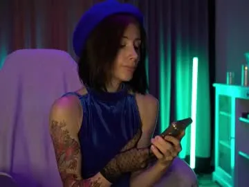 lady_nicolett thumbnail preview