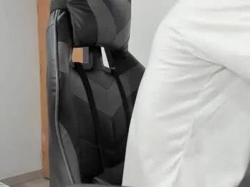 leo_jones389 Image 4