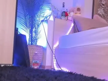 lil_mayaa Image 12