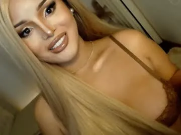 lucy_heartfiliaxxx Image 4