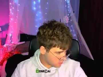 michael_strong_ Image 4