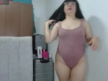 nicol_foxsex Image 4