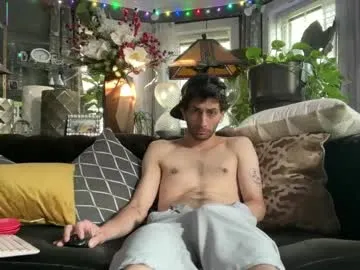 pantslesstraveler_plt Image 8