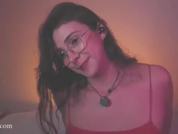 zarahlynch Image 17