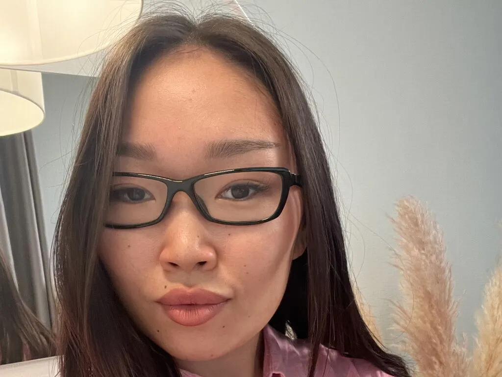 AdriaNochi's Thumb Image