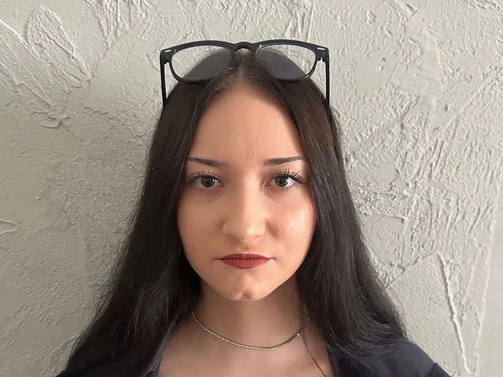 LessyLuiz's Thumb Image